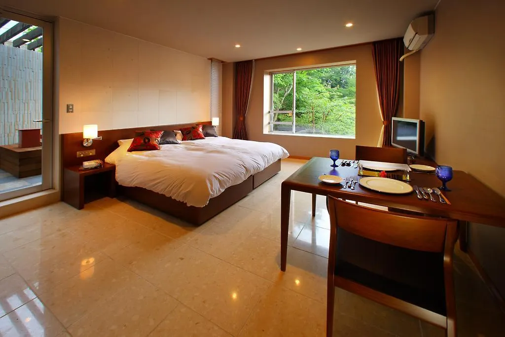 Hakone Fontaine Bleau Sengokutei Hotel